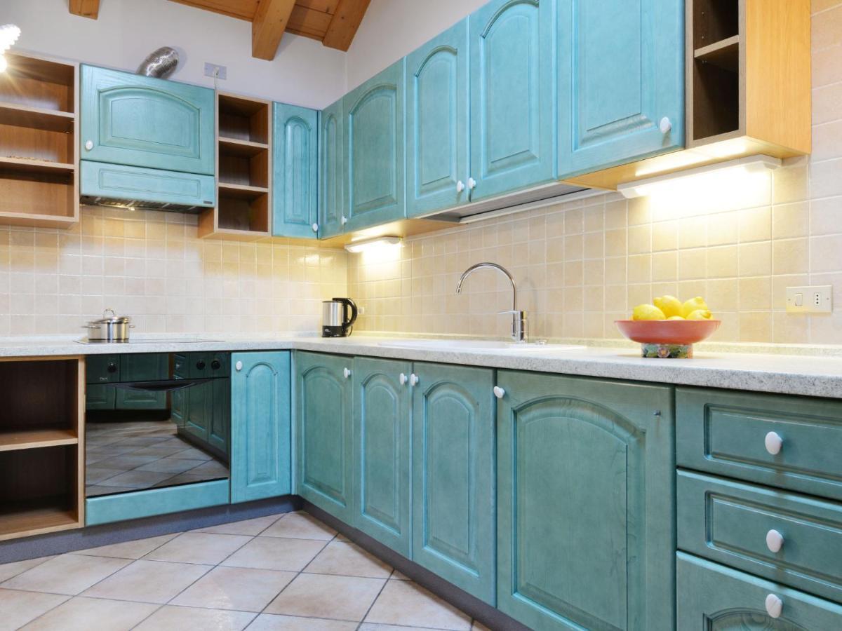 Apartment Ardoney-2 By Interhome กัมปีเตลโลดีฟัสซา ภายนอก รูปภาพ